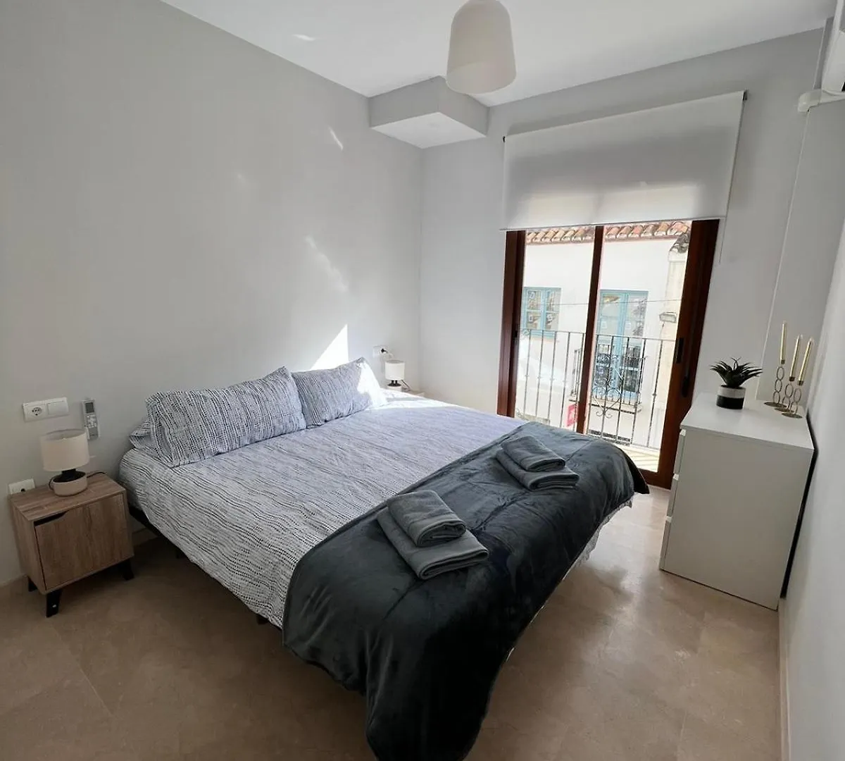 Piso Moderno En El Centro Historico A 3 Min Del Mar Apartment Estepona